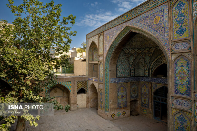 آگهی و شهر